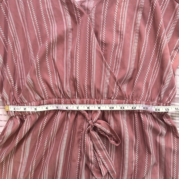 ⭐️INDULGE Romper, XL, Mauve/White Striped/Flutter Sleeves, Classy & Fun! 💕 - Picture 9 of 13